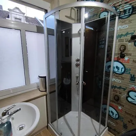 Otel Haus Oberkassel Bonn