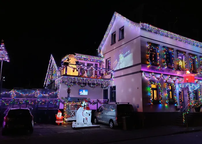 מלון Haus Oberkassel *